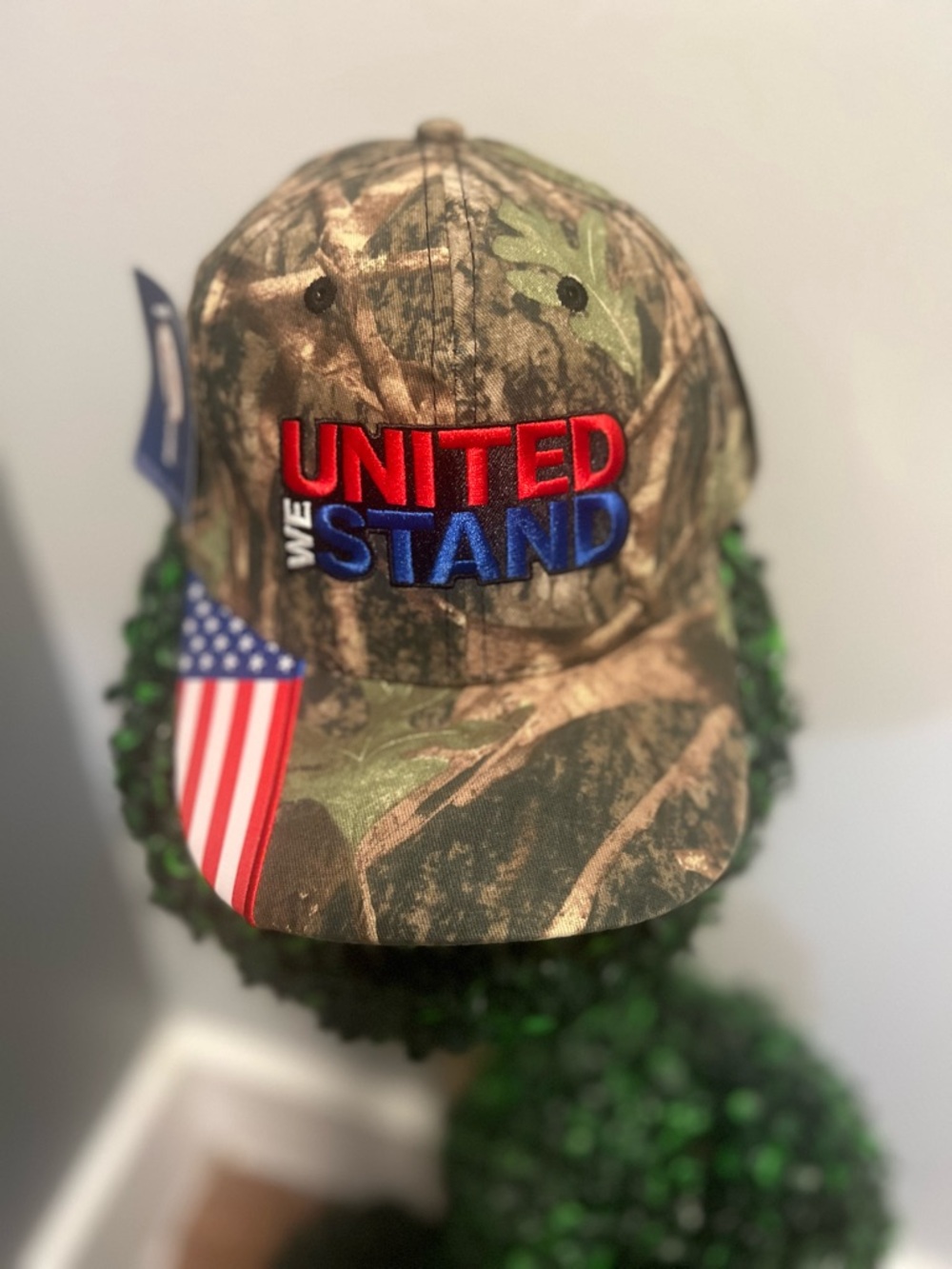 Camo 'United We Stand' Embroidered Baseball Cap - Red & Blue